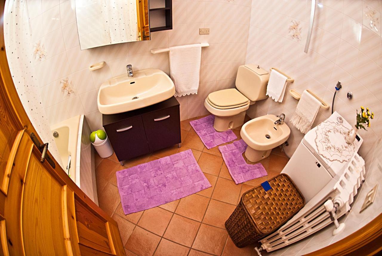 Perrone Apartments トリカーゼ エクステリア 写真