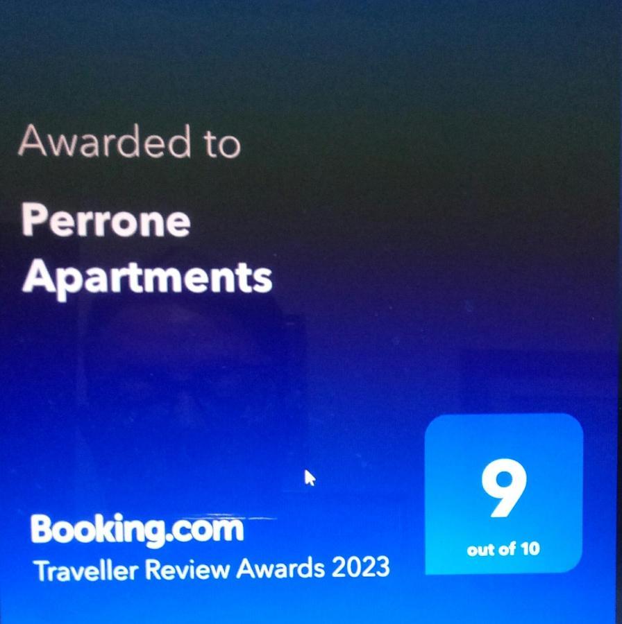 Perrone Apartments トリカーゼ エクステリア 写真